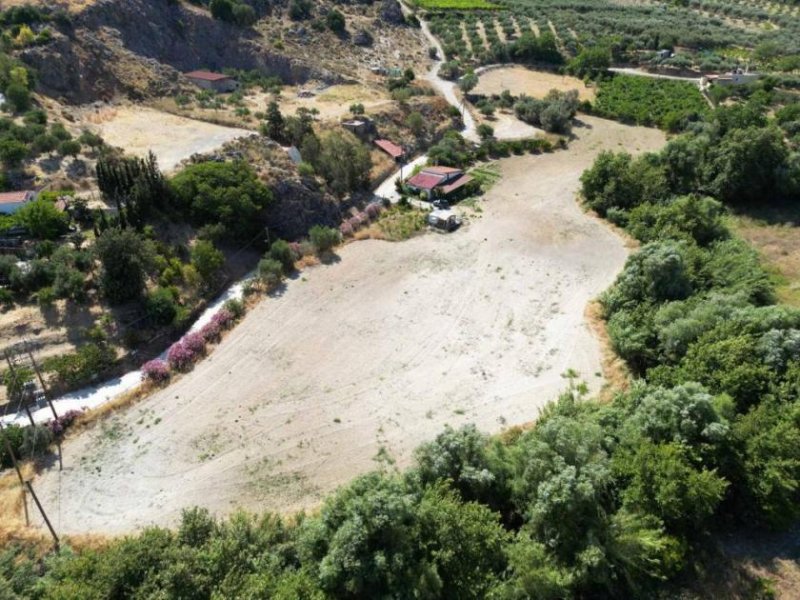 Avgeniki Kreta, Avgeniki: Haus auf großem Grundstück zu verkaufen Haus kaufen